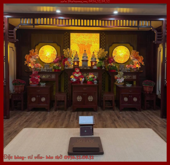 Bàn thờ hai trong một thờ tổ tiên và thờ Phật